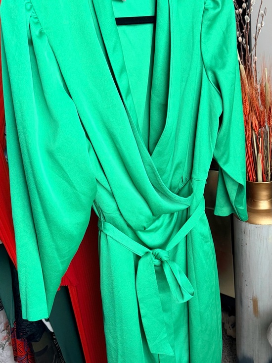 Taylor Dresses & Skirts - Taylor Bright Green Wrap Robe with Self Tie